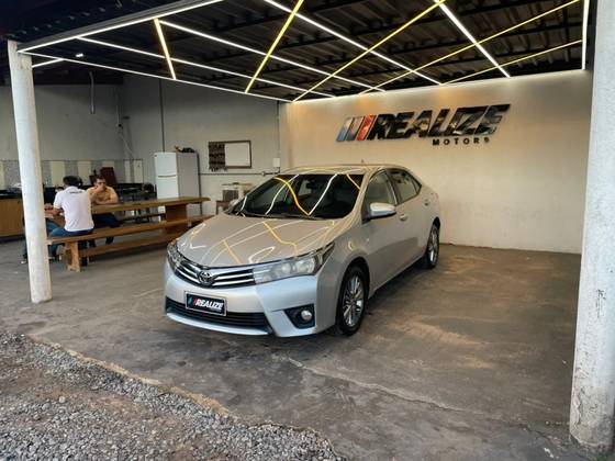 TOYOTA COROLLA 2.0 XEI 16V FLEX 4P AUTOMÁTICO TOYOTA COROLLA 2.0 XEI 16V FLEX 4P AUTOMÁTICO